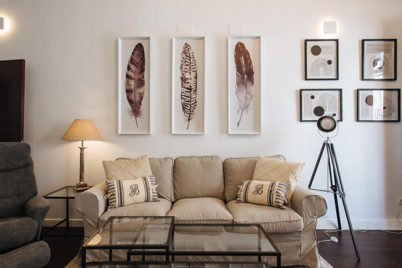 Apartamento Puerta Real - Free Parking Севиля Екстериор снимка